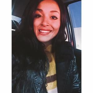 Meet your Posher, Elizabeth